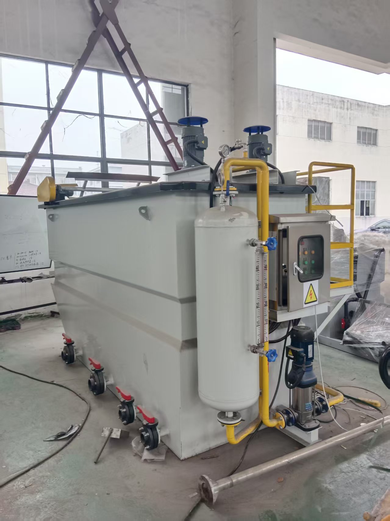 ������һ�廯��ˮ�����豸